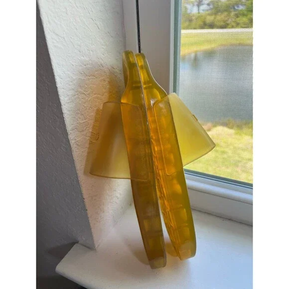 Coach Ulyssa Jelly Slide Sandals in Buttercup Yellow Women’s Size 8 - Picture 7 of 11